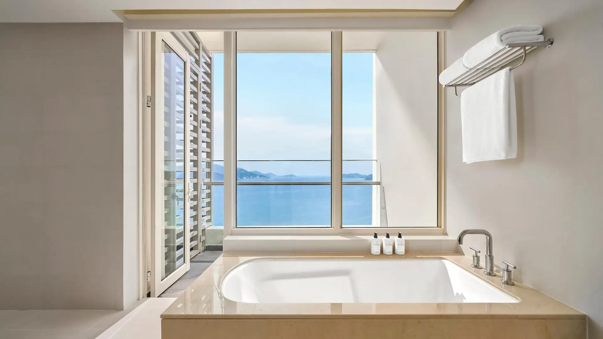 Intercontinental Residences Nha Trang By Ihg